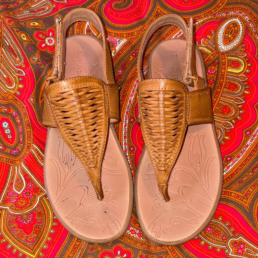 Baretraps Quincy Sandal - Caramel (Tan) sz 6
